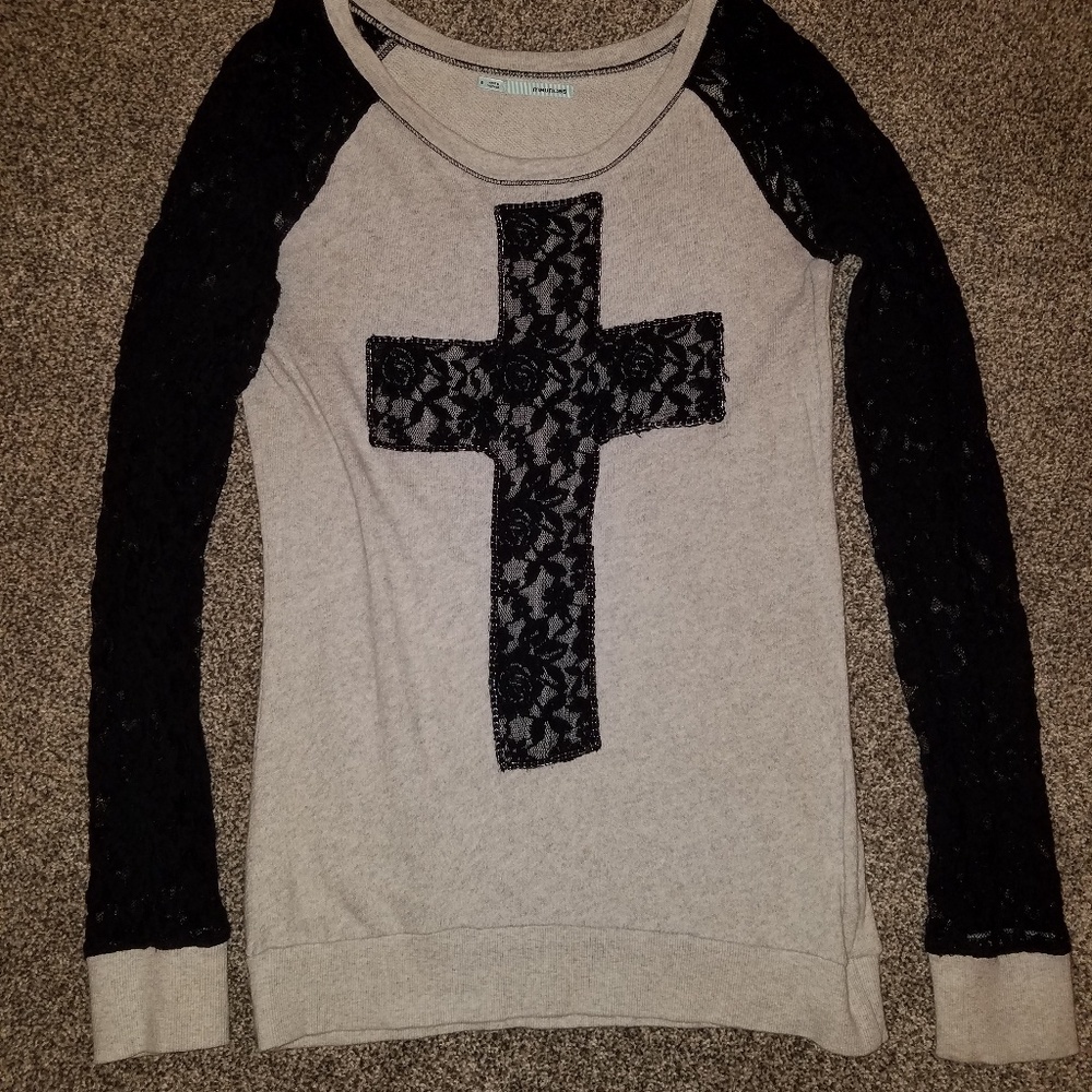 Maurices sweater with lace sleeves